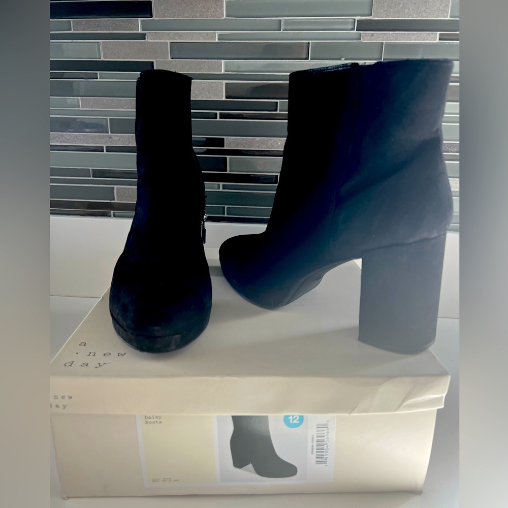 Black Platform Boots